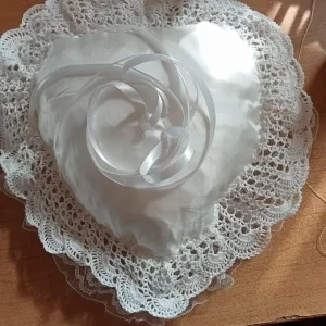 Cuscino fedi nuziali